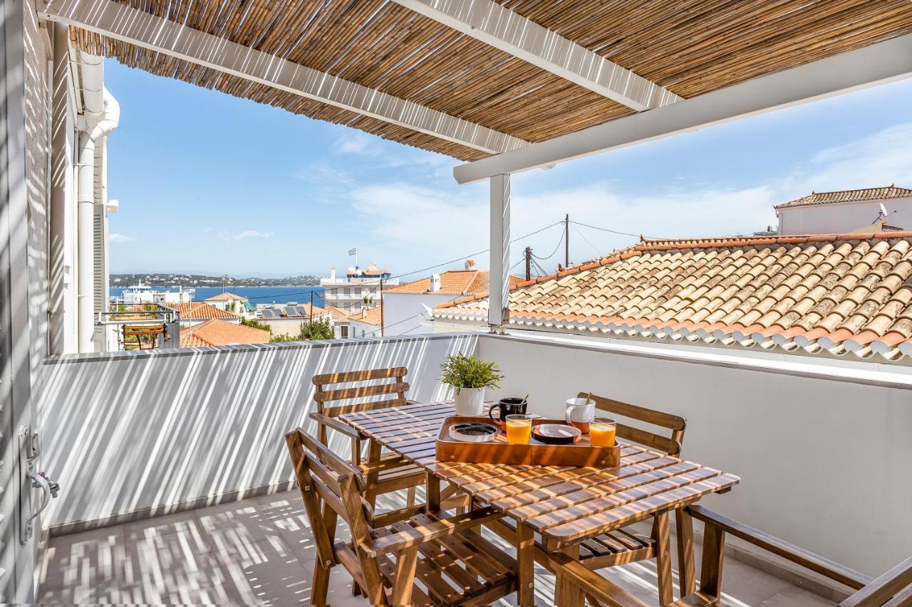 Guesthouse Niriides Spetses Town Extérieur photo